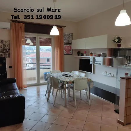 Scorcio Sul Mare Apartment Siderno